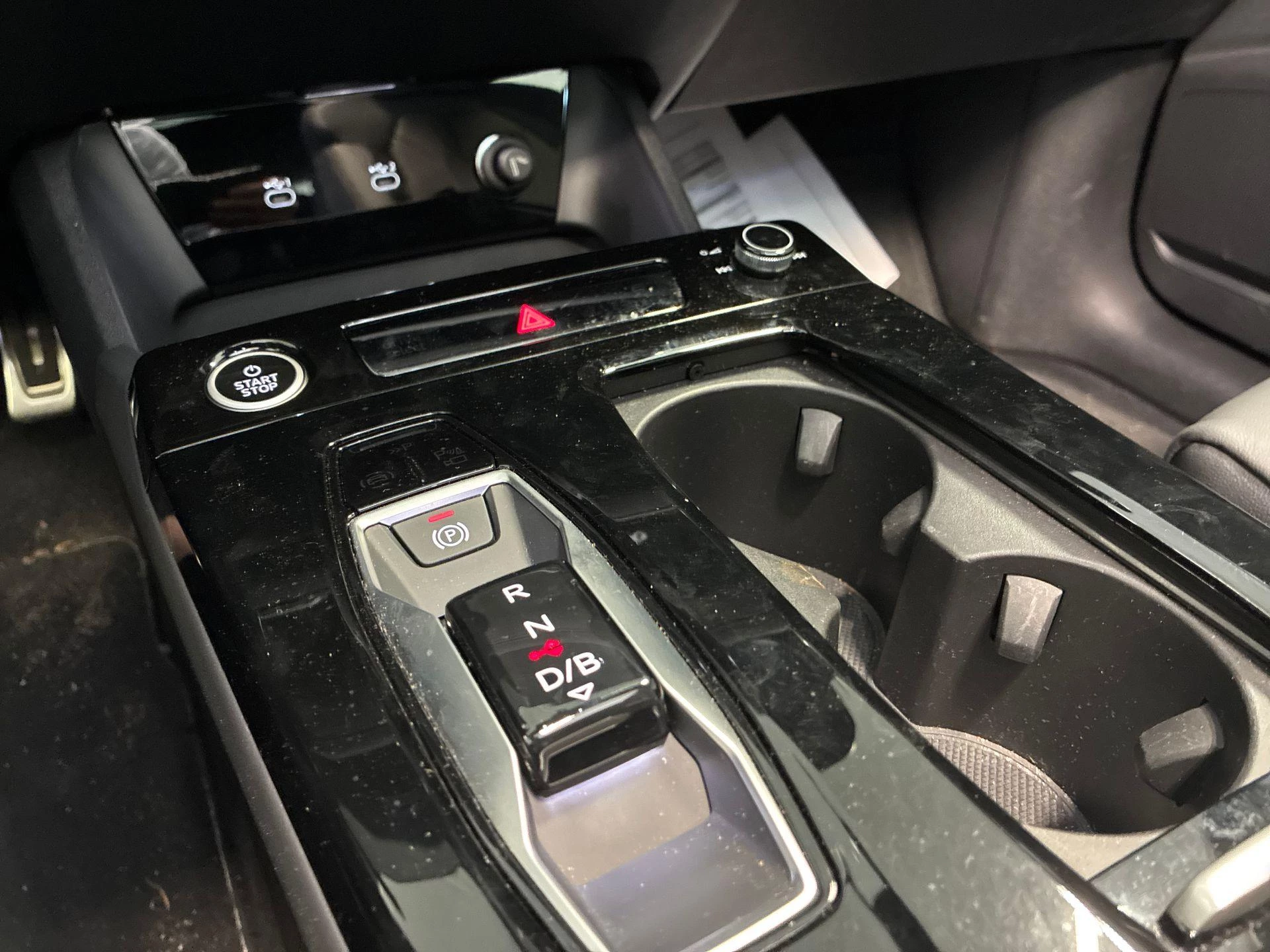 Hoofdafbeelding Audi Q6 e-tron