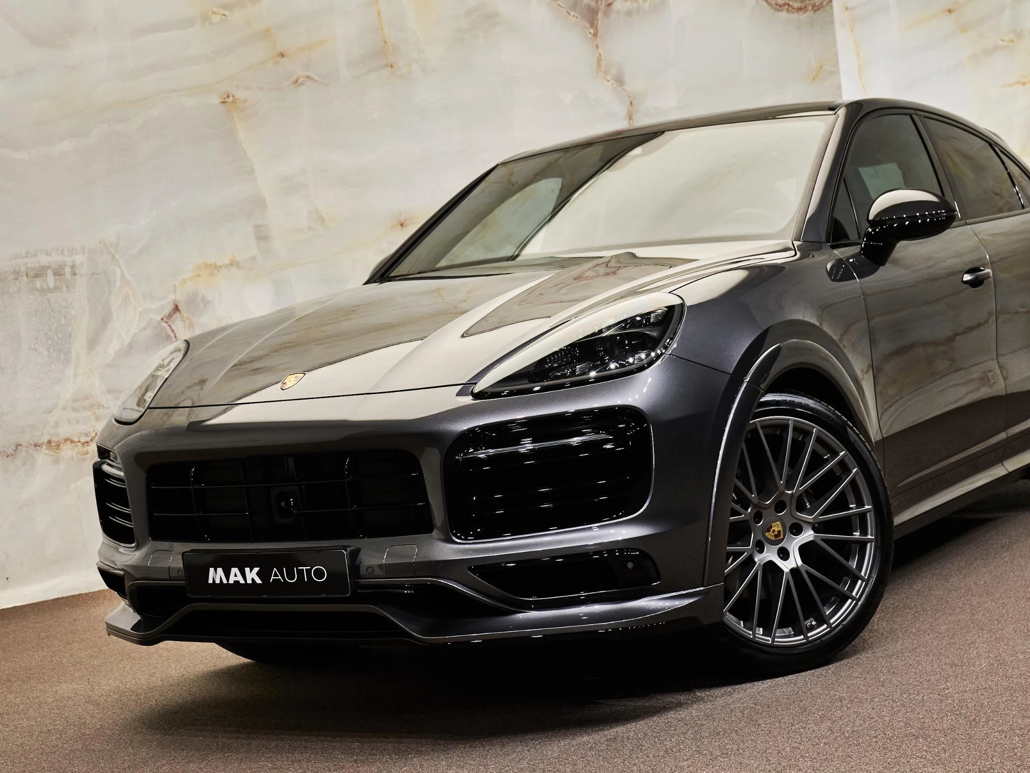 Hoofdafbeelding Porsche Cayenne