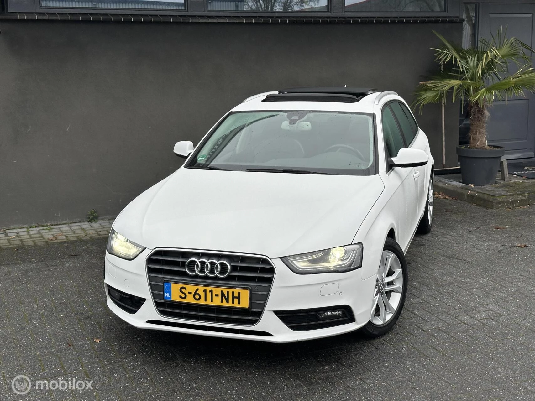 Hoofdafbeelding Audi A4
