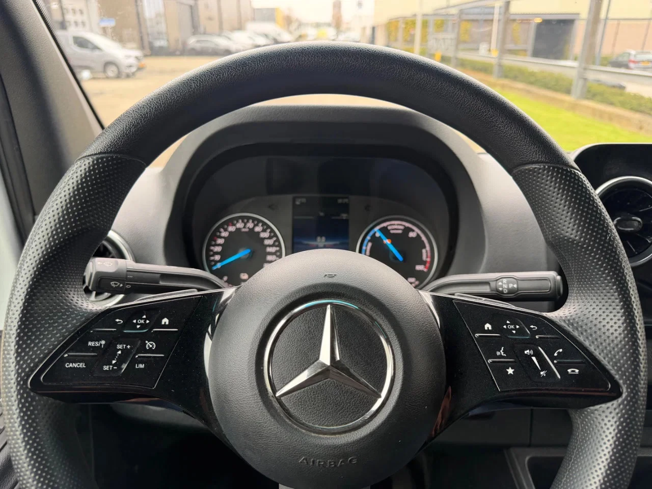 Hoofdafbeelding Mercedes-Benz eSprinter