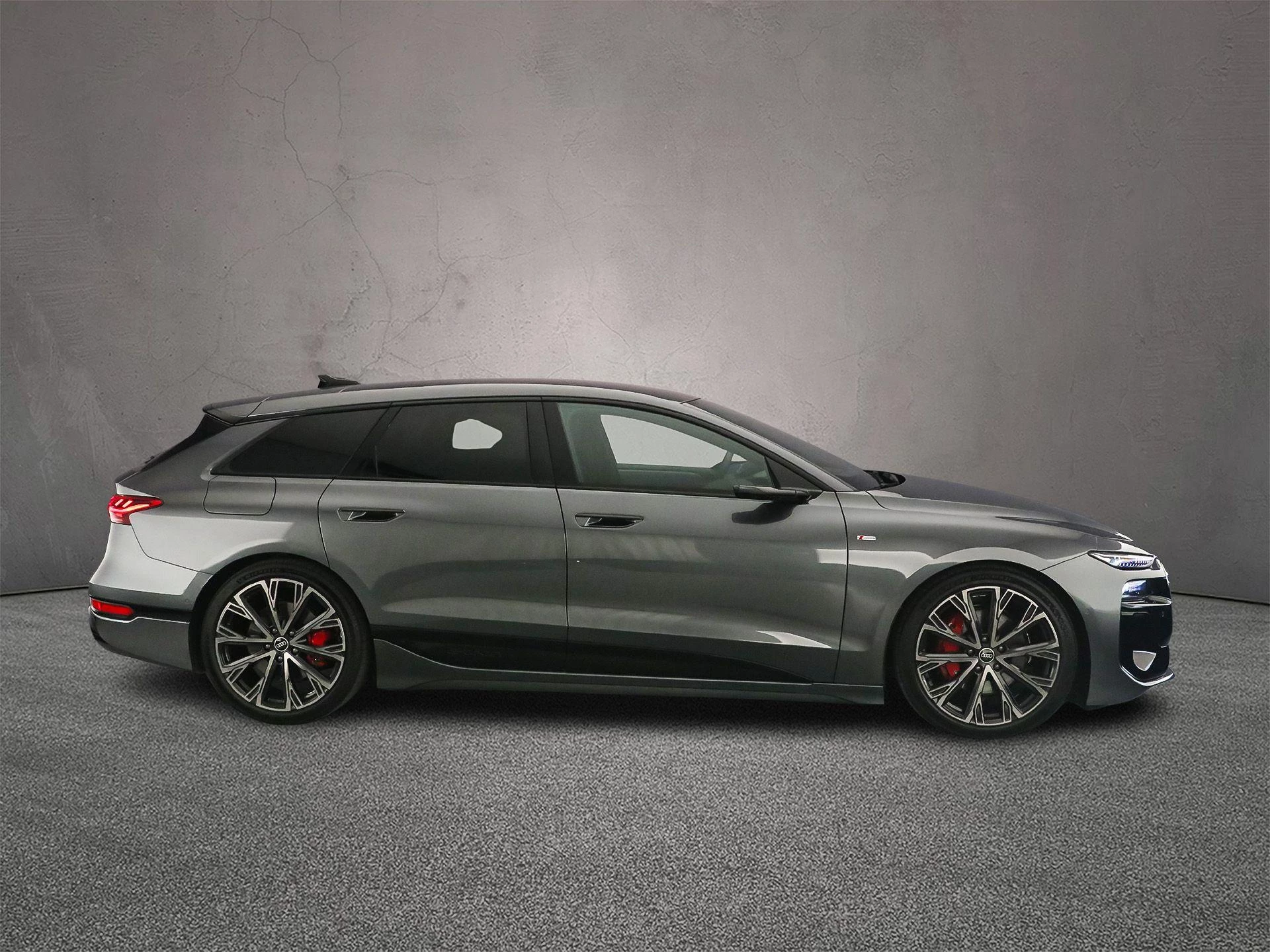 Hoofdafbeelding Audi A6 Avant e-tron
