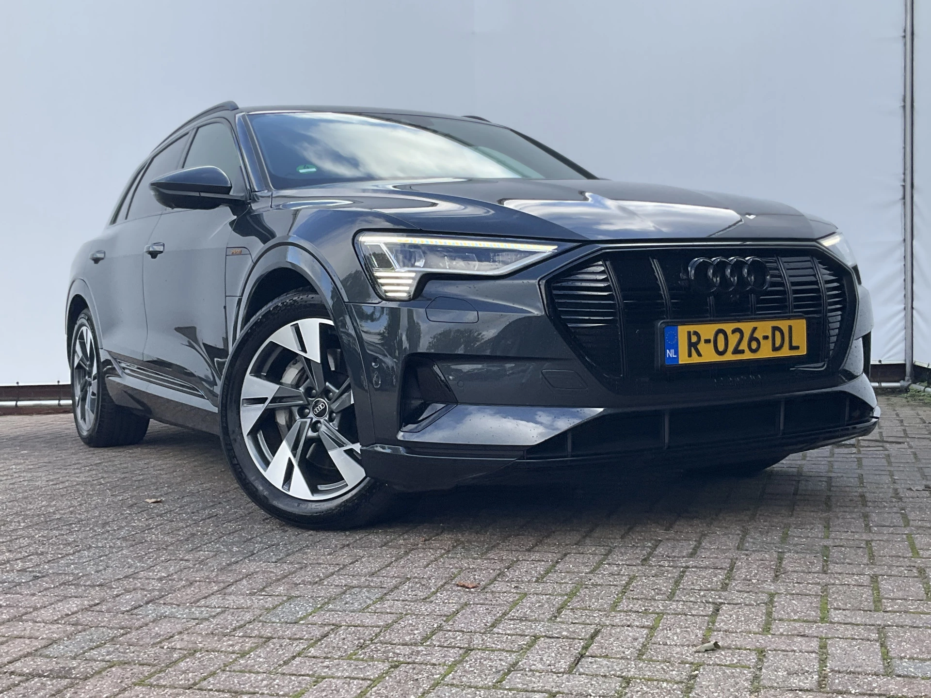 Hoofdafbeelding Audi e-tron