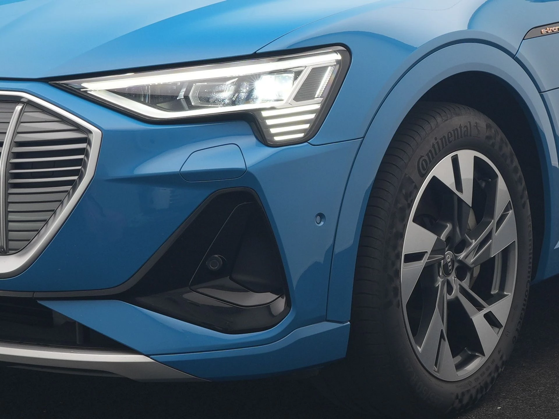 Hoofdafbeelding Audi e-tron