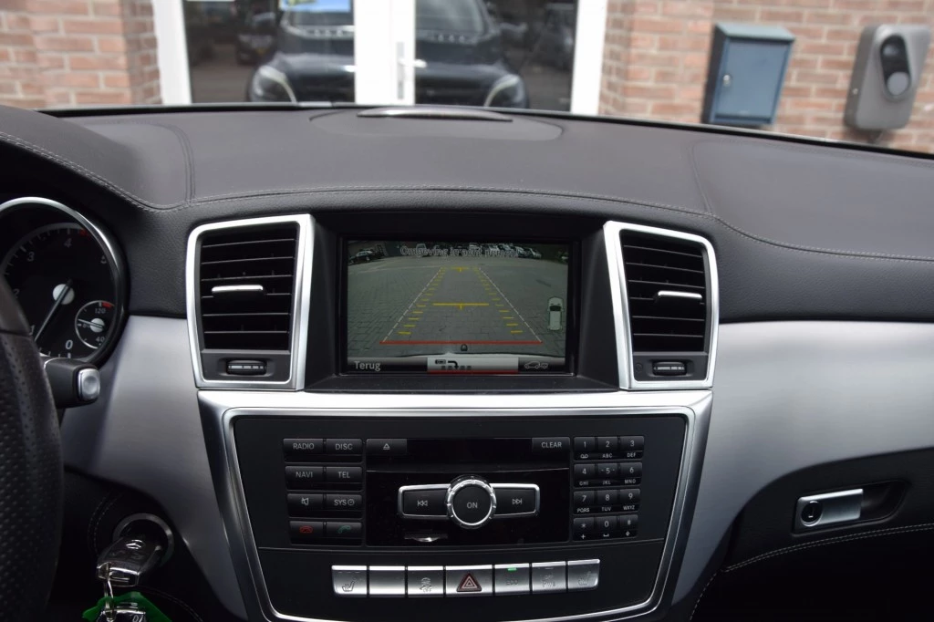 Hoofdafbeelding Mercedes-Benz M-Klasse
