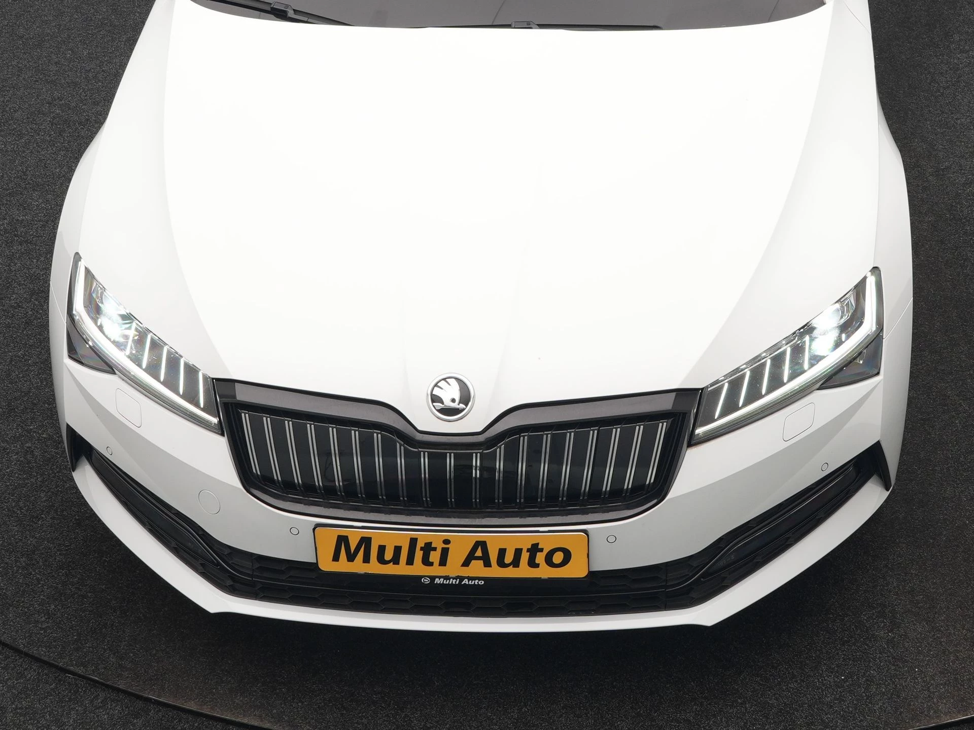 Hoofdafbeelding Škoda Superb