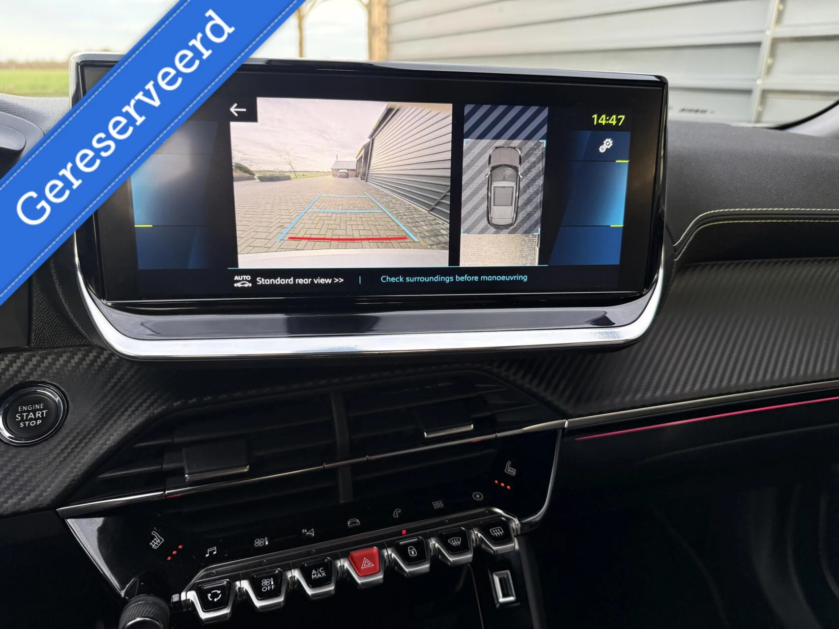 Hoofdafbeelding Peugeot e-2008