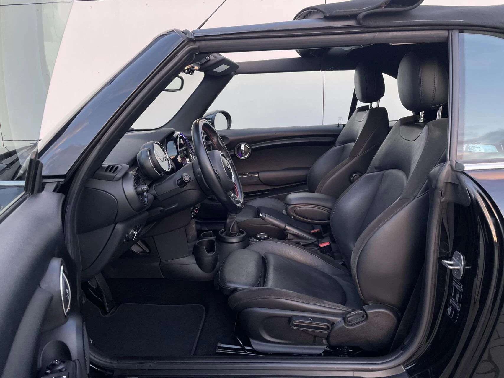 Hoofdafbeelding MINI Cooper Cabrio