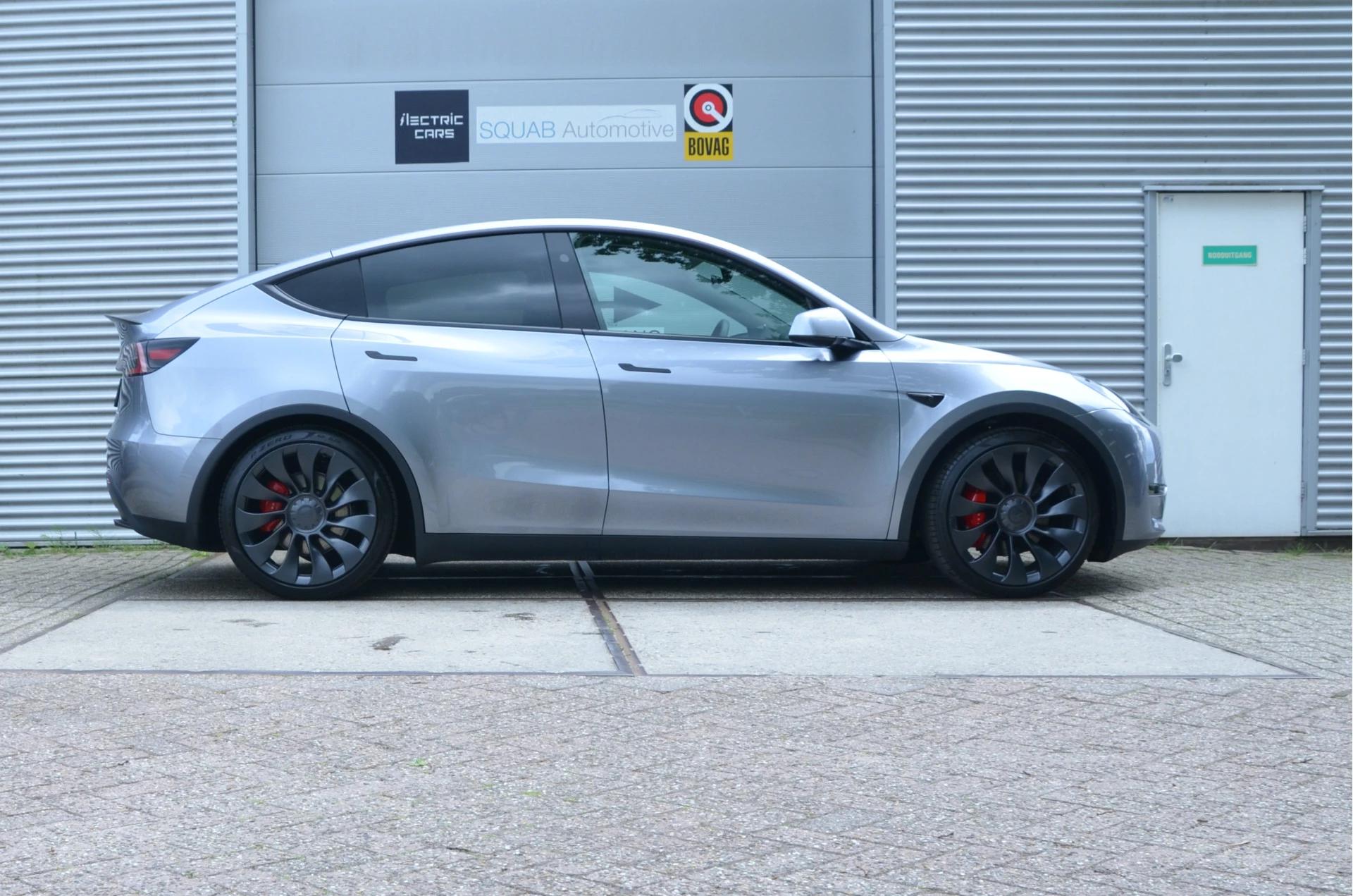 Hoofdafbeelding Tesla Model Y