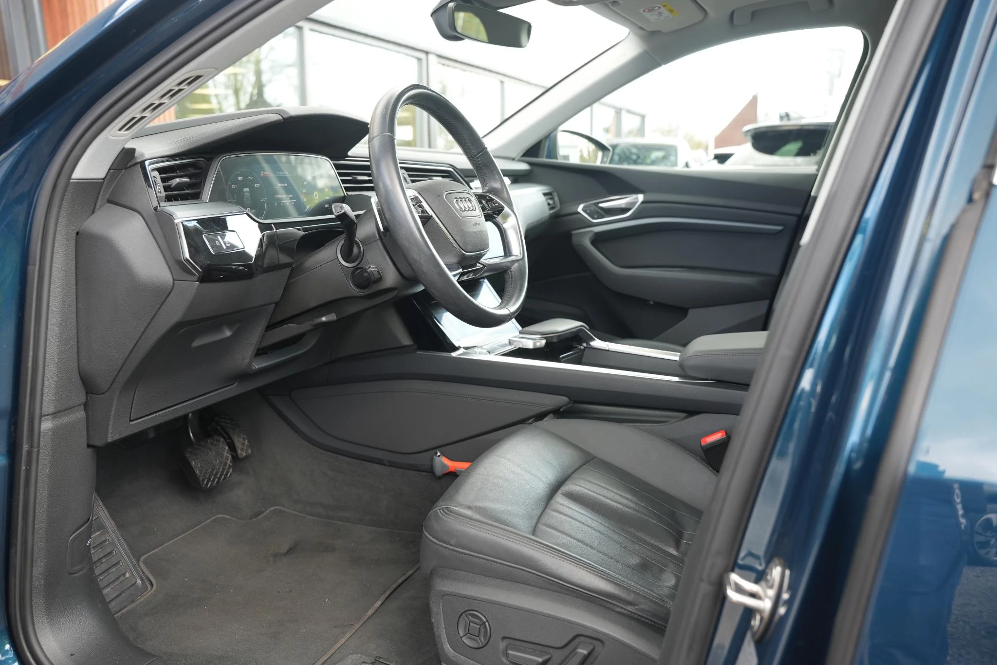 Hoofdafbeelding Audi e-tron