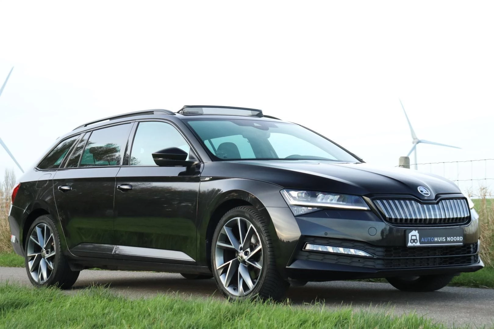 Hoofdafbeelding Škoda Superb