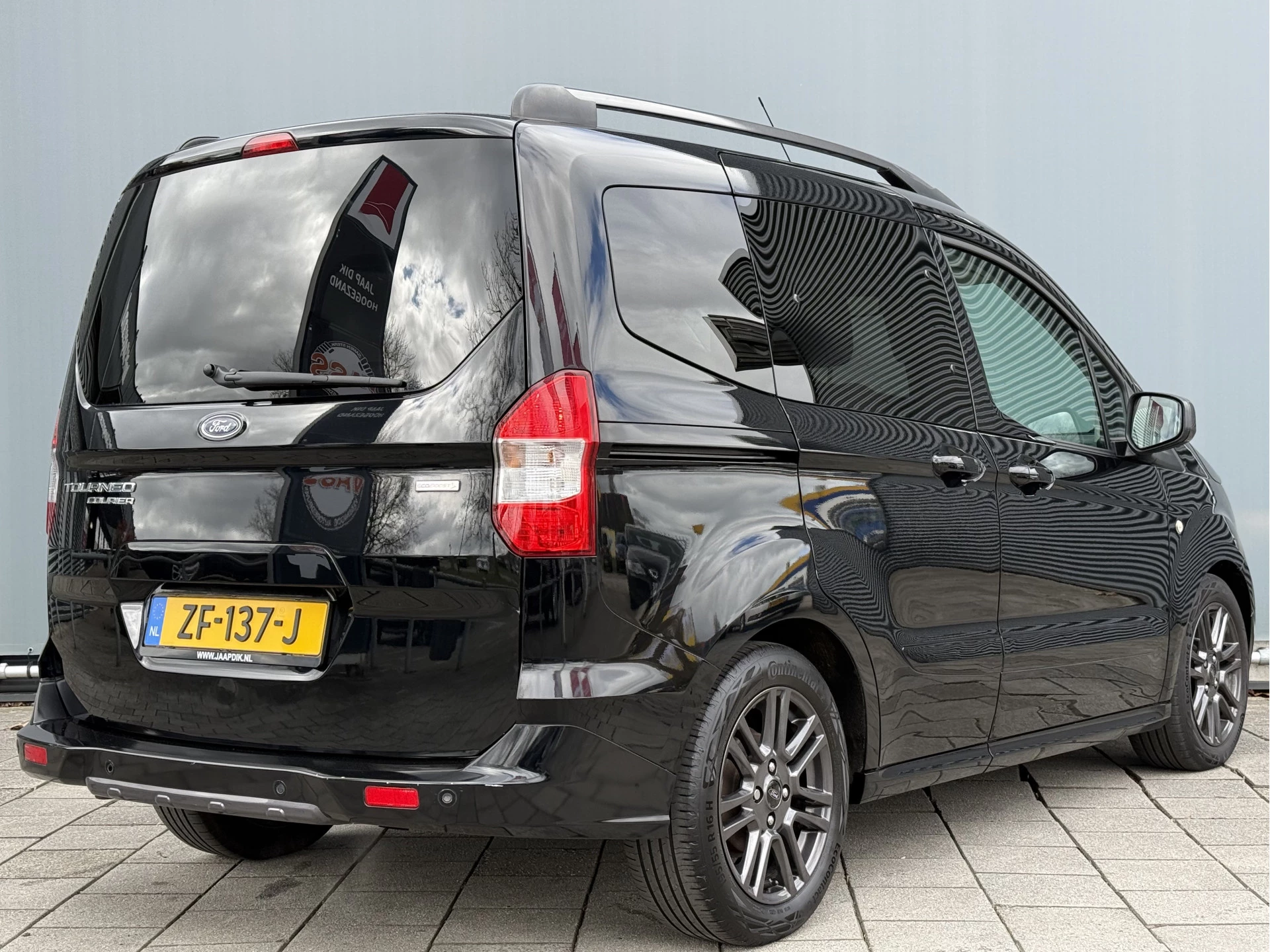 Hoofdafbeelding Ford Tourneo Courier