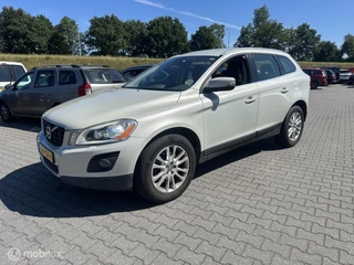 Hoofdafbeelding Volvo XC60 Volvo XC60 2.4D Kinetic automaat km 240.000 goed onderhouden