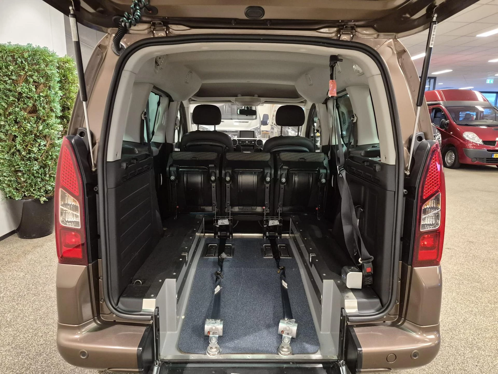 Hoofdafbeelding Peugeot Partner