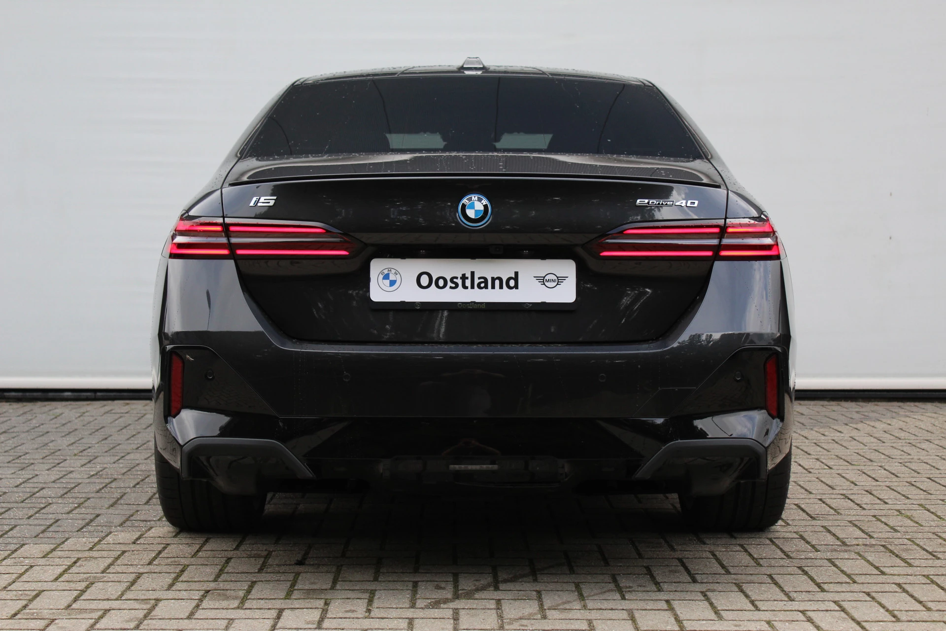 Hoofdafbeelding BMW i5