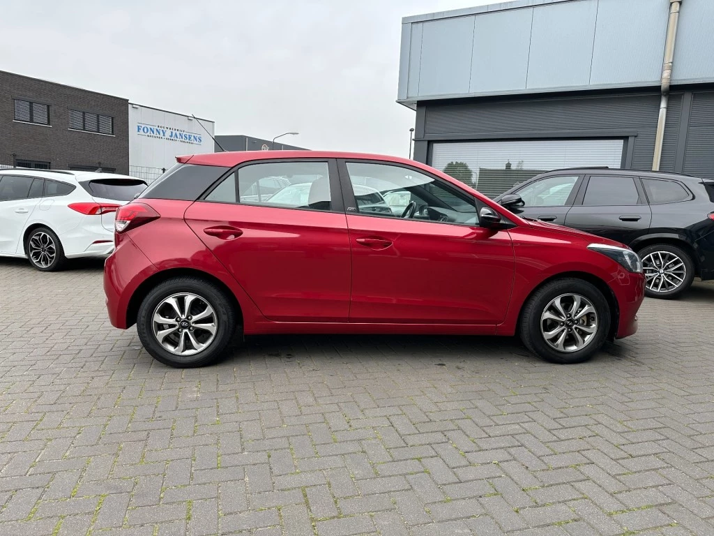 Hoofdafbeelding Hyundai i20