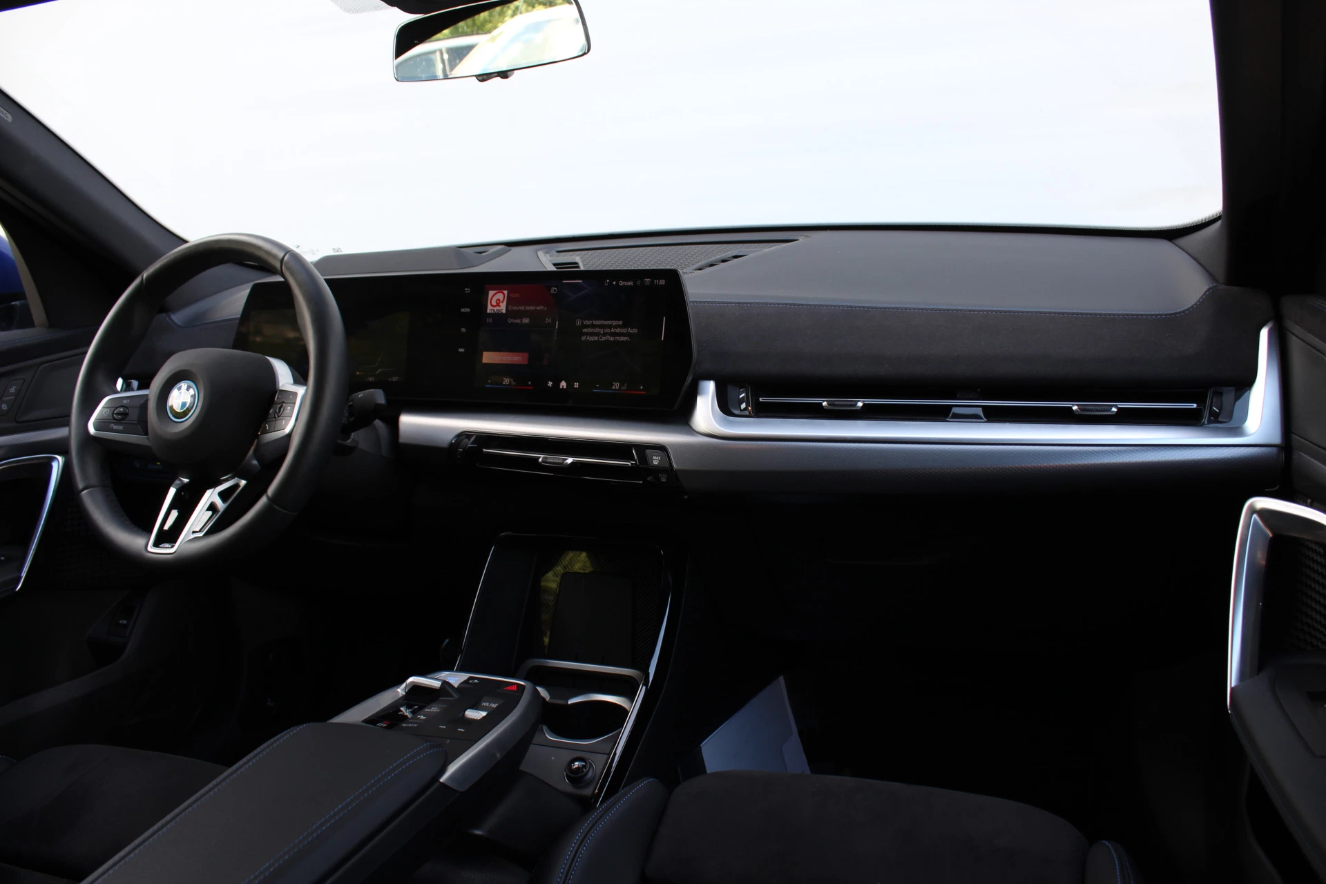 Hoofdafbeelding BMW iX2