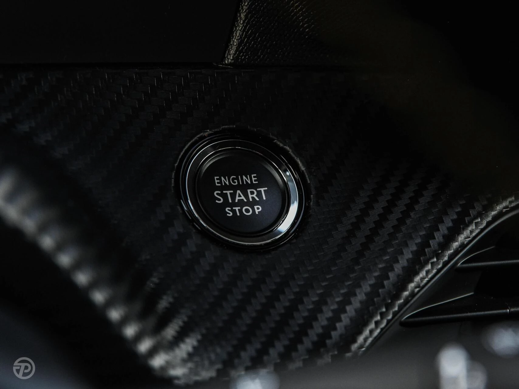 Hoofdafbeelding Peugeot e-2008