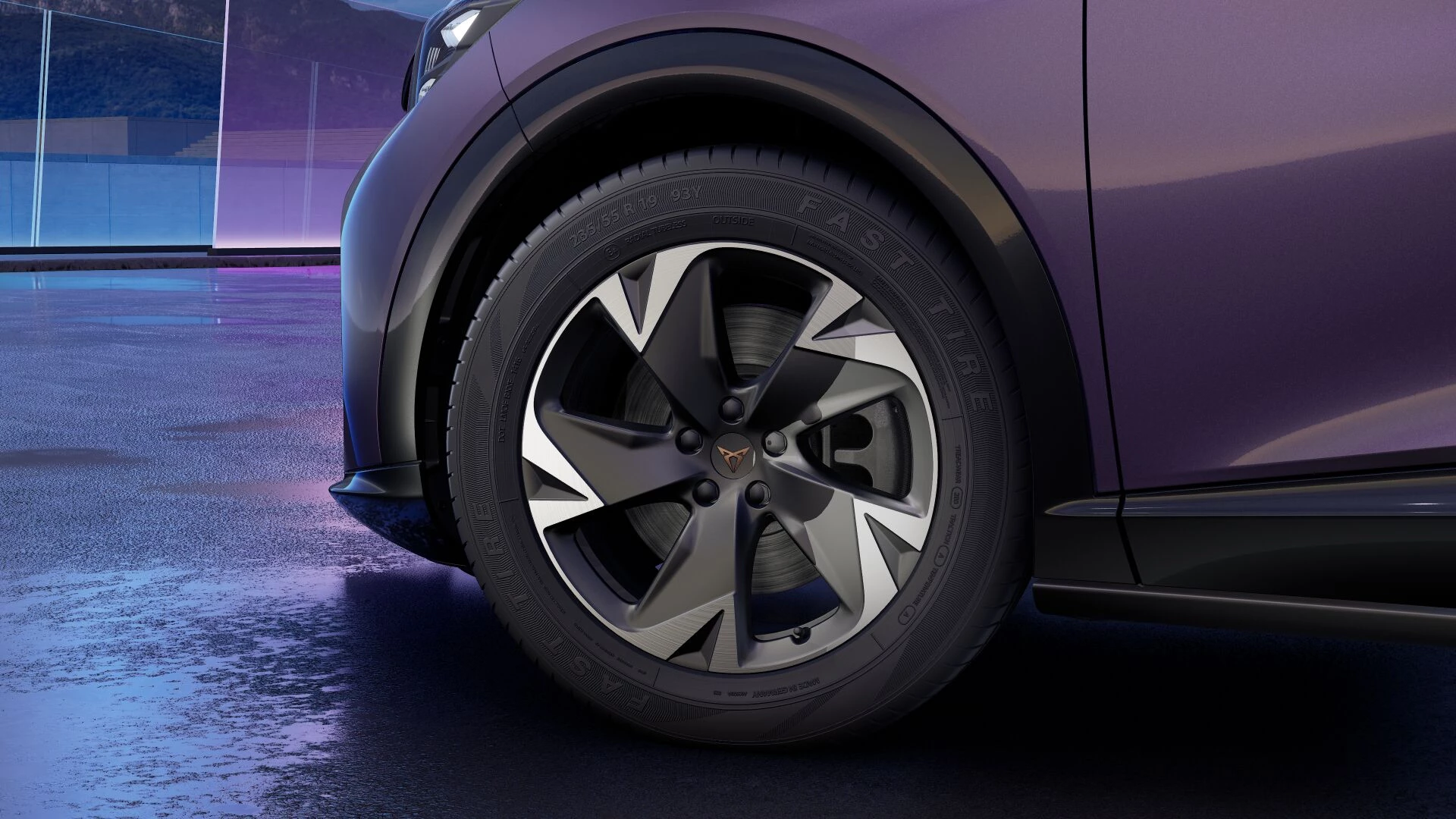 Hoofdafbeelding CUPRA Tavascan