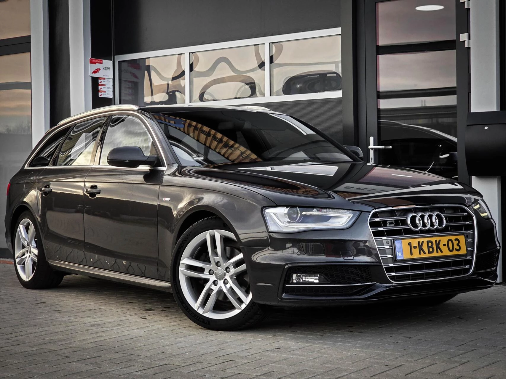 Hoofdafbeelding Audi A4