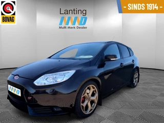 Ford Focus 2.0 EcoBoost ST-3 origineel met Recaro stoelen
