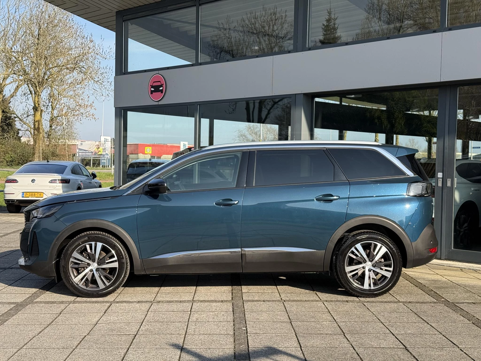 Hoofdafbeelding Peugeot 5008