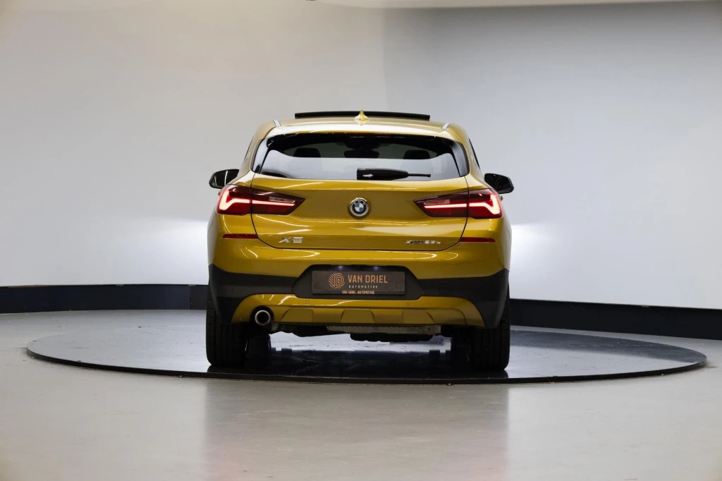 Hoofdafbeelding BMW X2