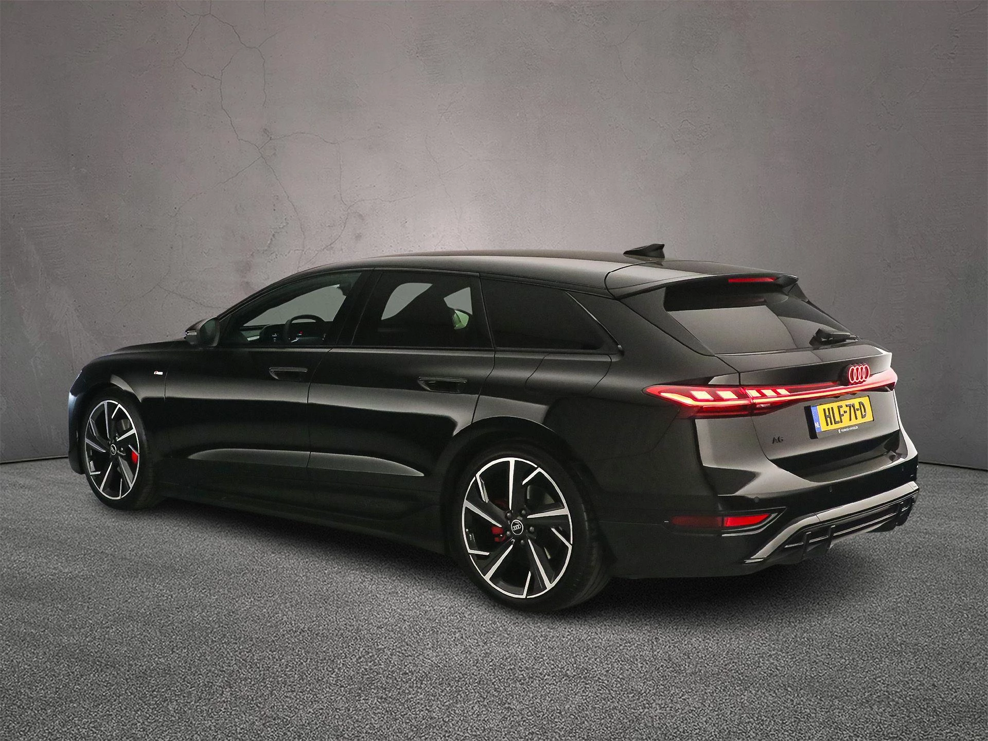 Hoofdafbeelding Audi A6 Avant e-tron