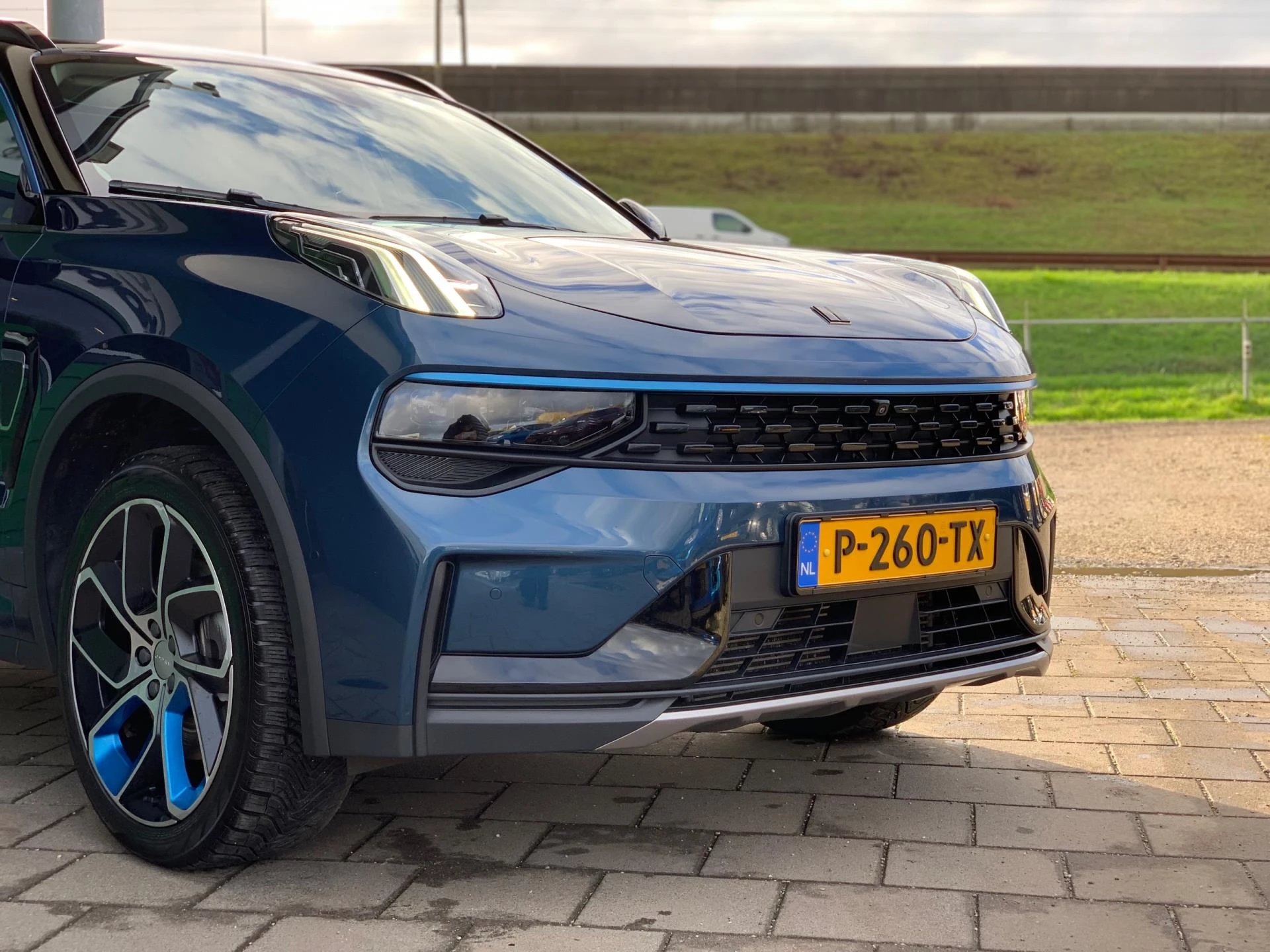 Hoofdafbeelding Lynk & Co 01