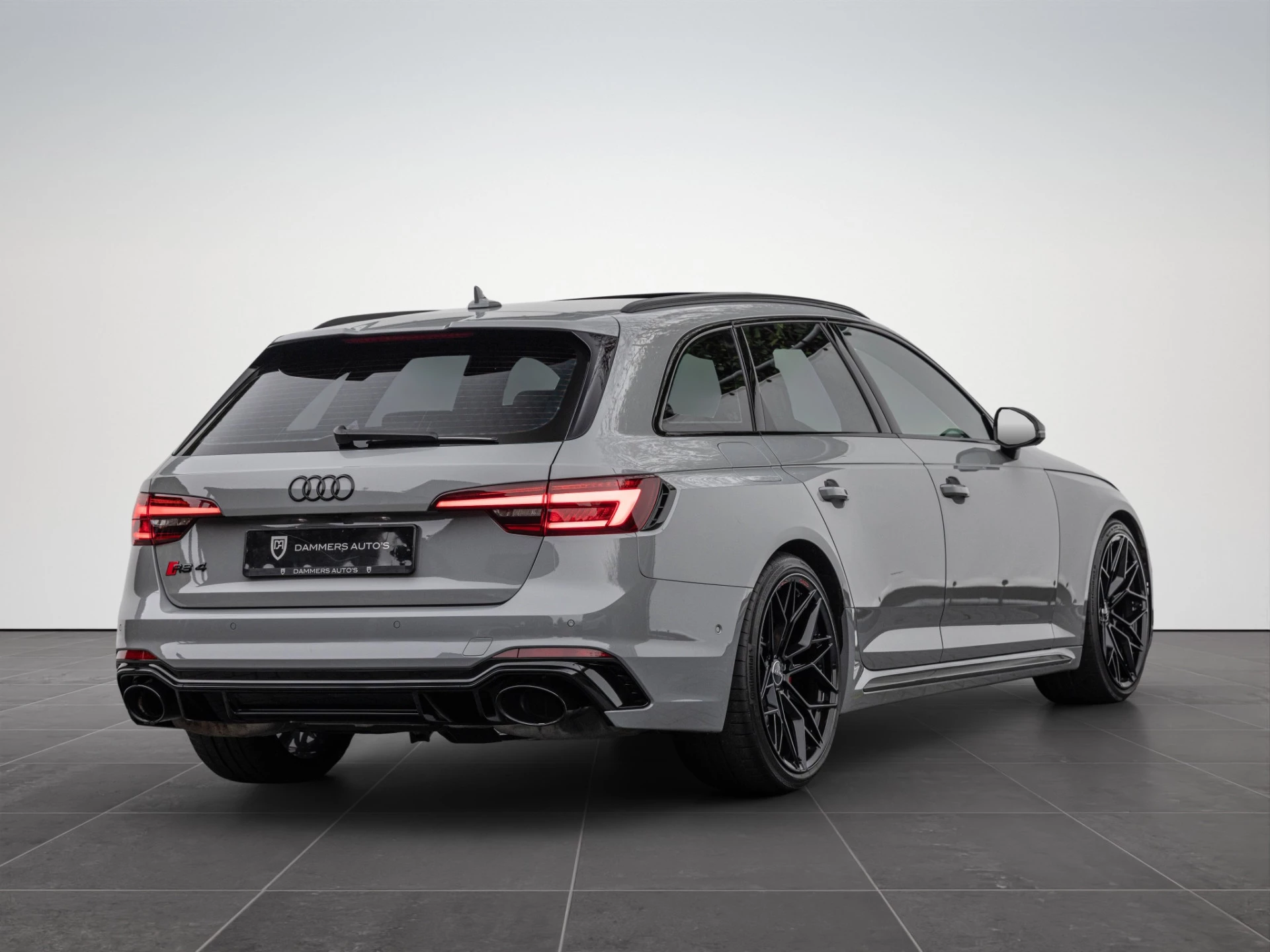 Hoofdafbeelding Audi RS4