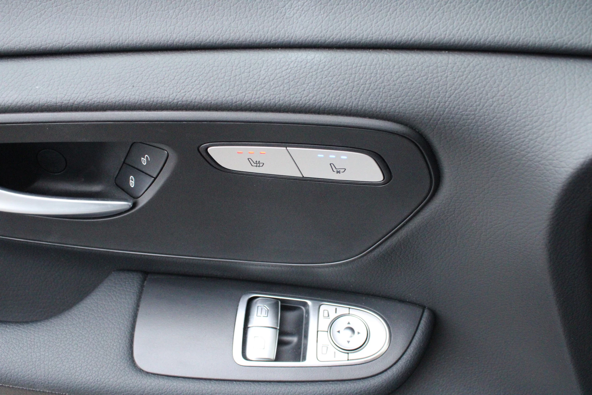 Hoofdafbeelding Mercedes-Benz EQV