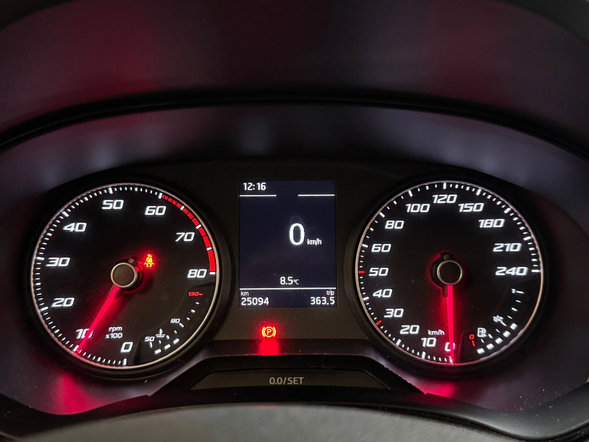 Hoofdafbeelding SEAT Arona