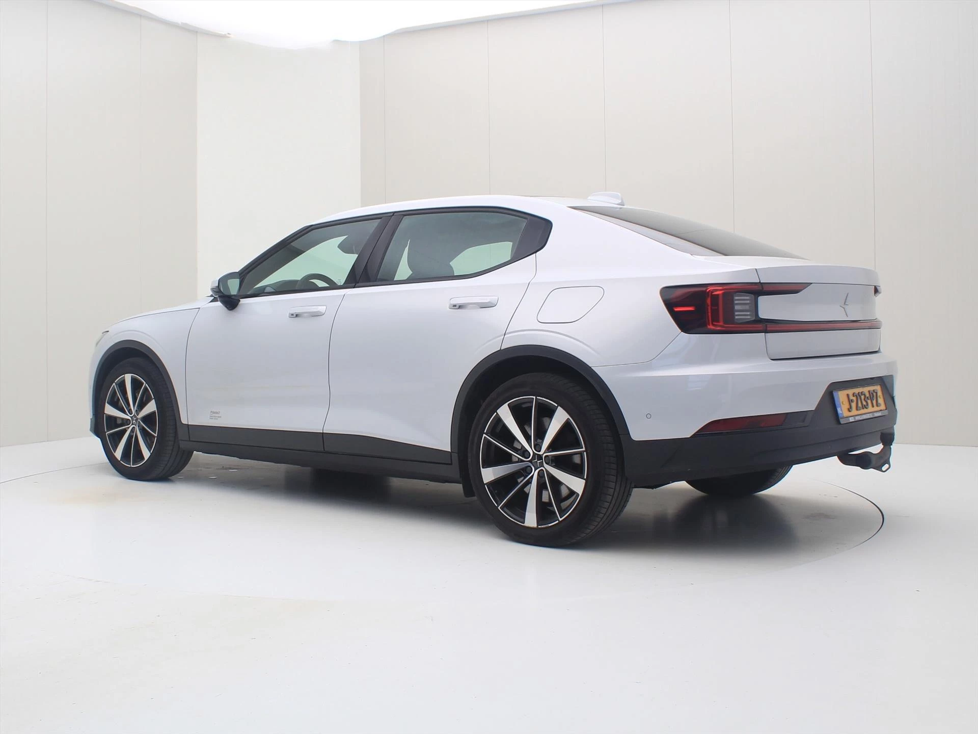 Hoofdafbeelding Polestar 2