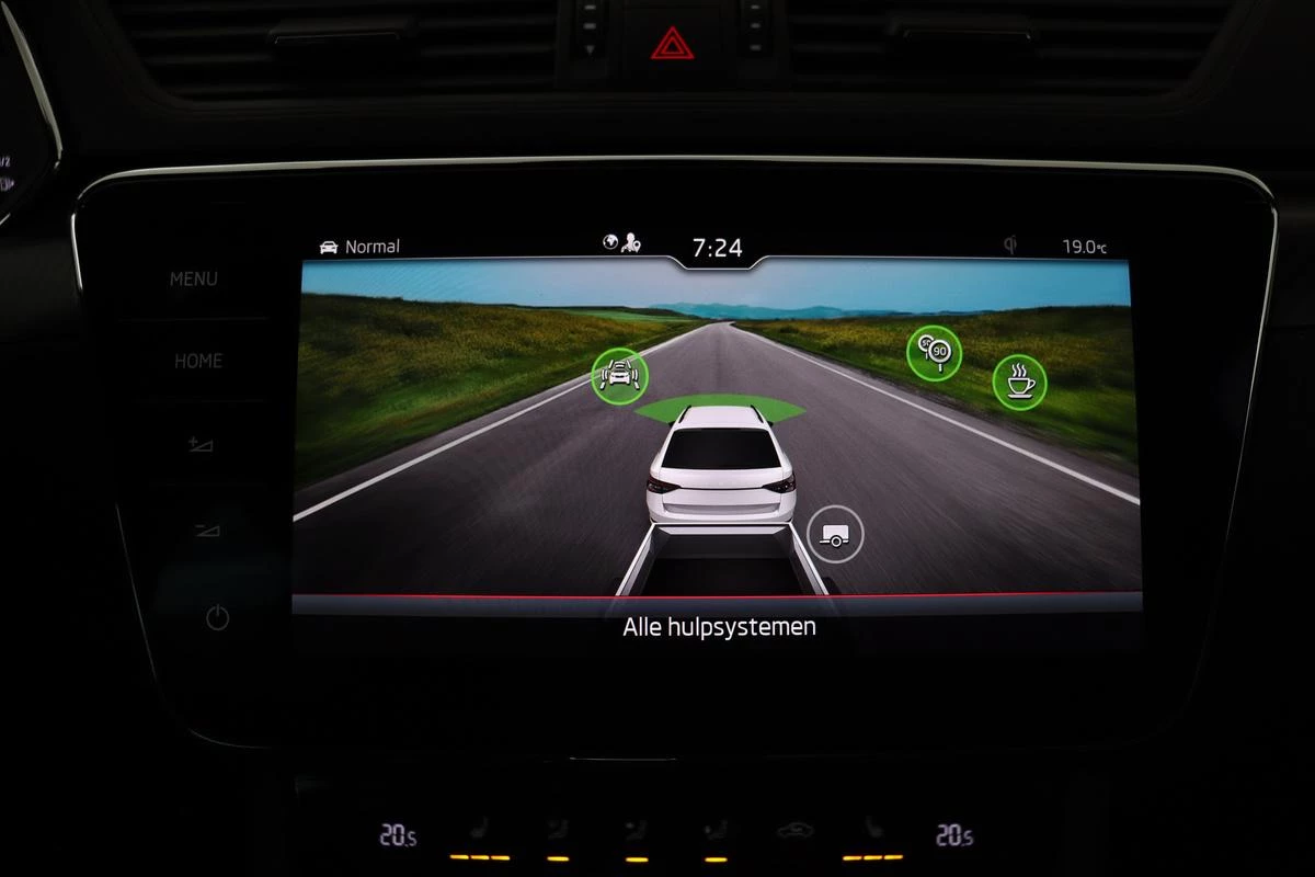 Hoofdafbeelding Škoda Superb