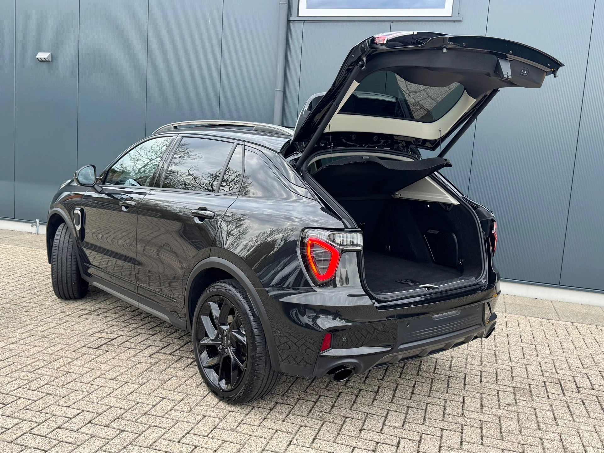 Hoofdafbeelding Lynk & Co 01