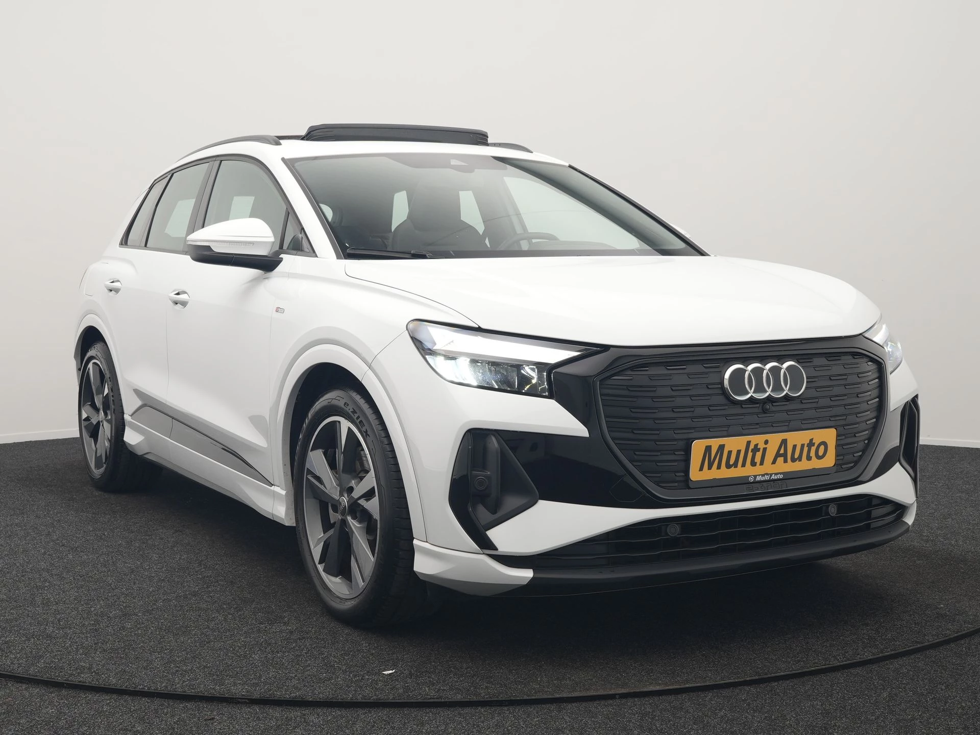 Hoofdafbeelding Audi Q4 e-tron