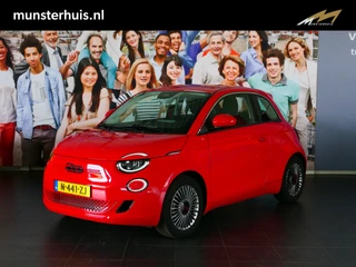 Fiat 500 RED 42 kWh - *1e eigenaar!* *Incl. 3 jaar verlengde fabrieksgarantie* LMV 16", elektrische buitenspiegels, sensor achter, cruise