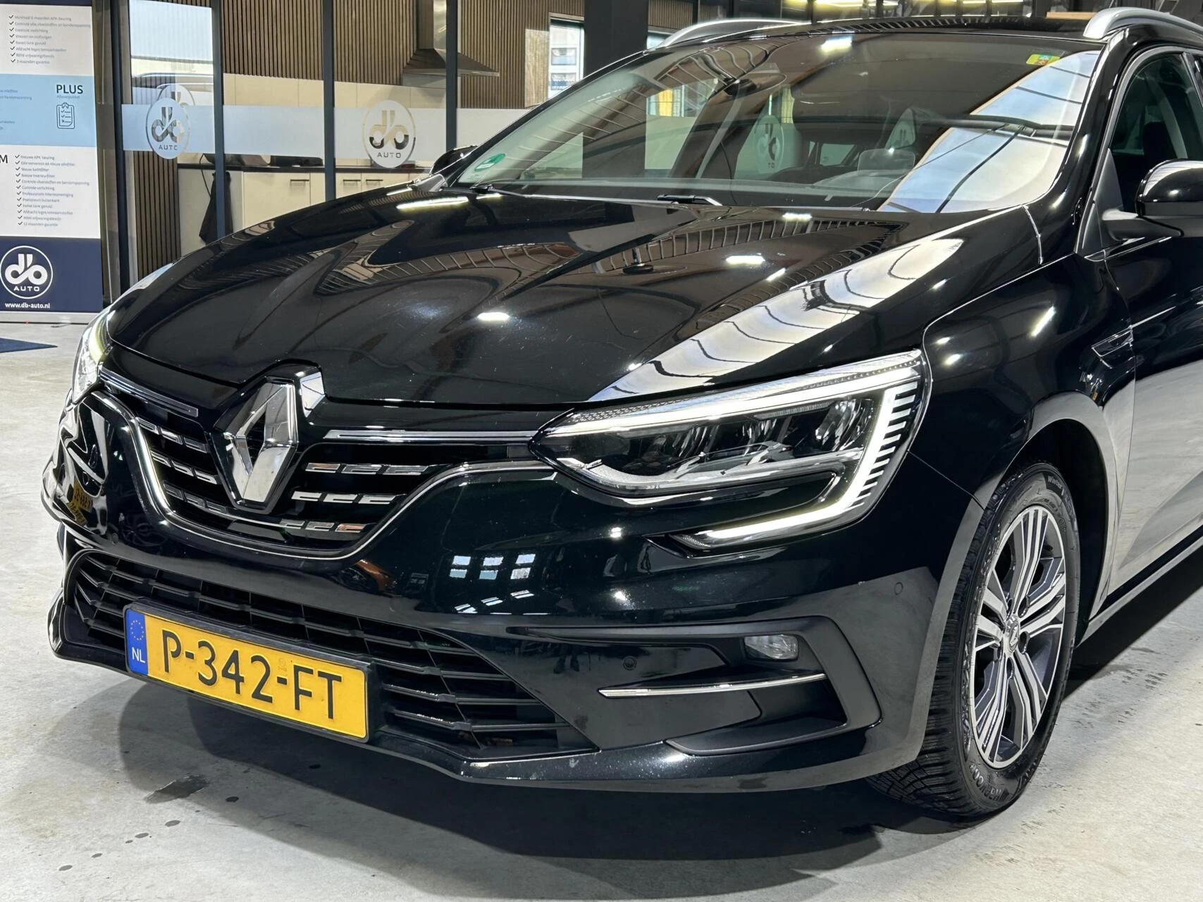 Hoofdafbeelding Renault Megane E-Tech