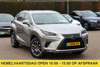 Lexus NX 300h AWD Luxury Line / Dealer Onderhouden / Trekhaak / Camera / Leder / Keyless / 18'' / Navigatie / Stoelverwarming / Cruise Control