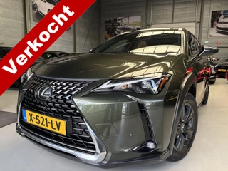 Lexus UX 250h Executive Line Adaptive cruise, Navi, Pano, Leder