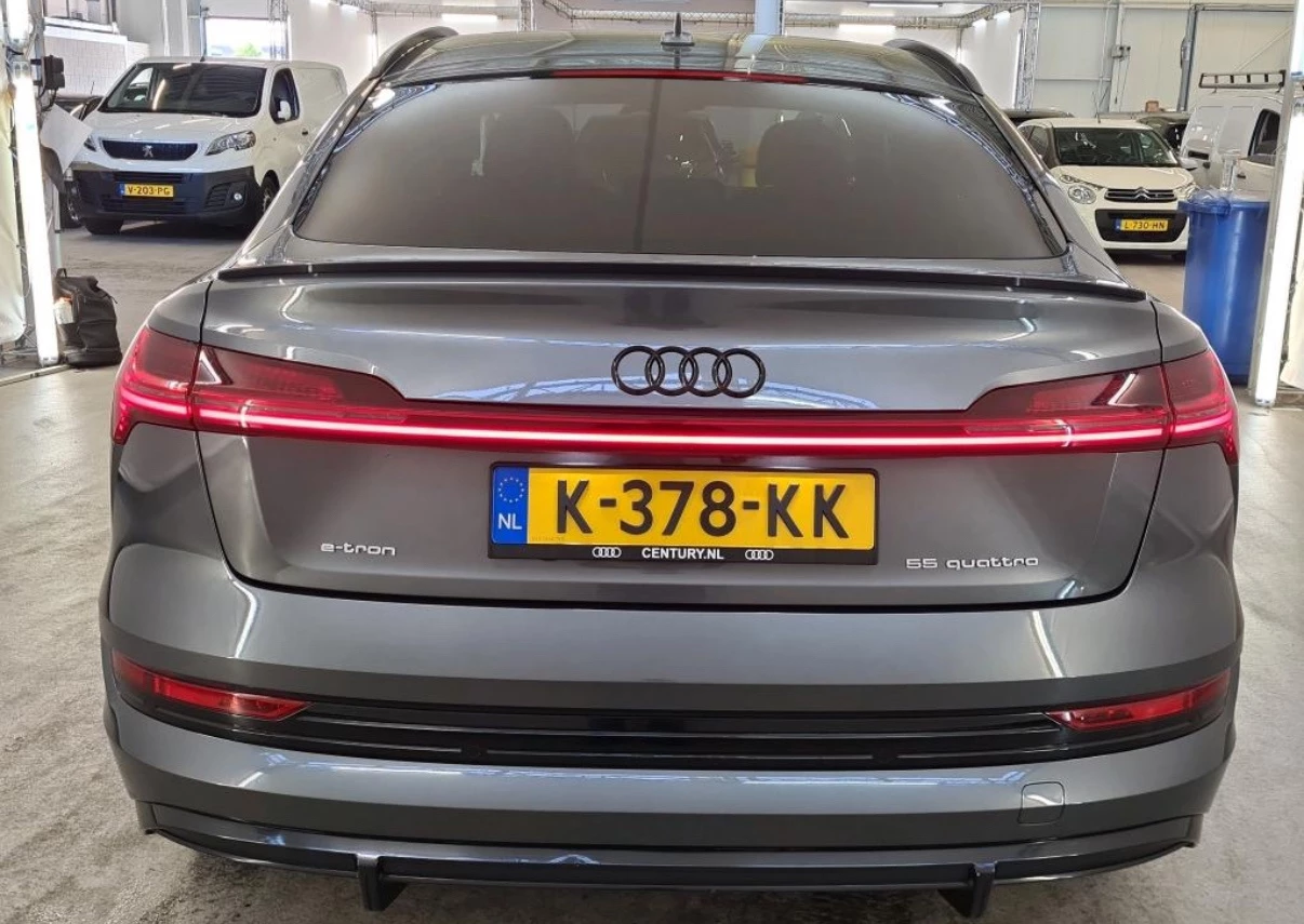 Hoofdafbeelding Audi e-tron