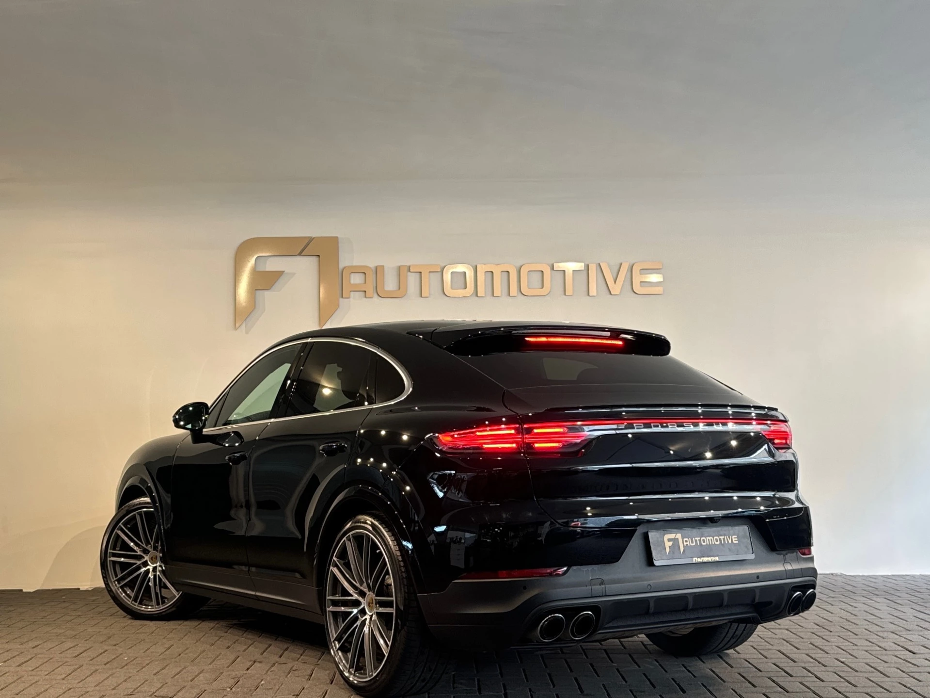 Hoofdafbeelding Porsche Cayenne