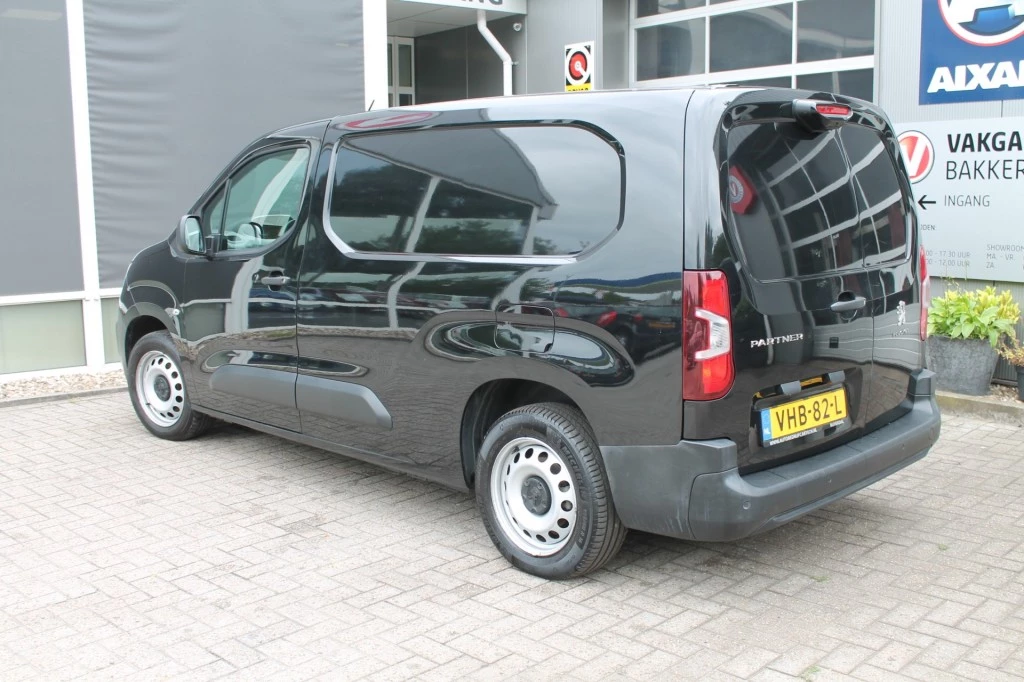 Hoofdafbeelding Peugeot Partner