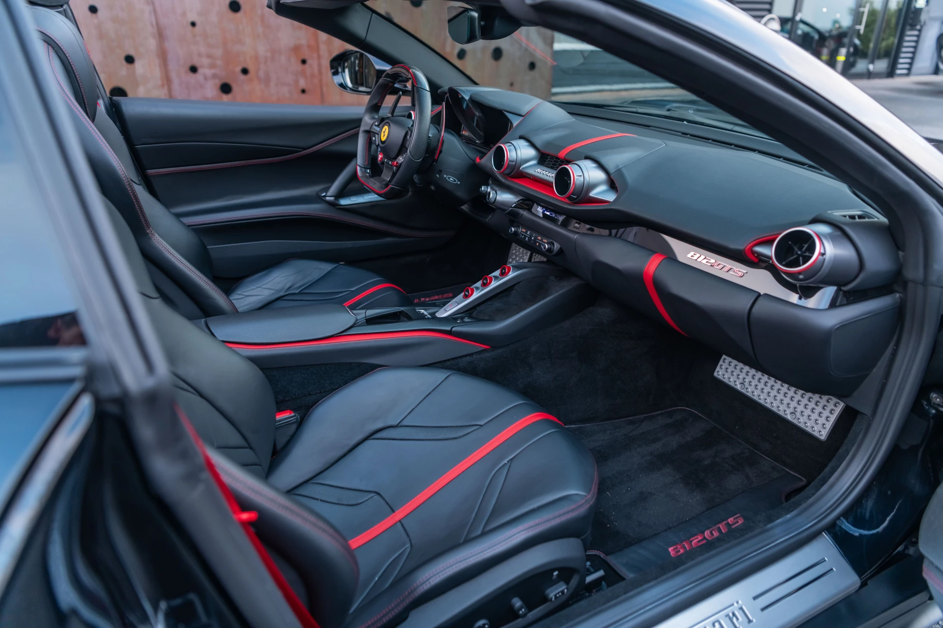 Hoofdafbeelding Ferrari 812 GTS