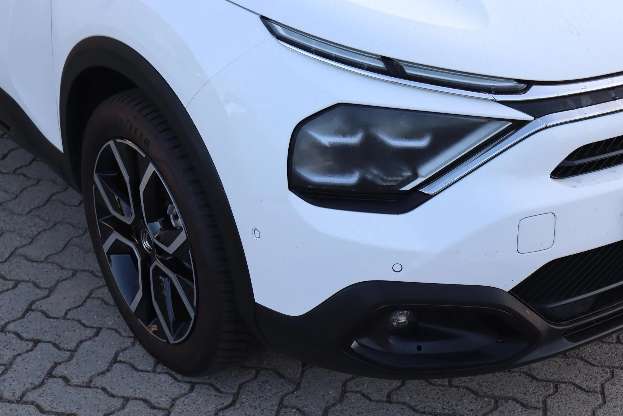 Hoofdafbeelding Citroën ë-C4