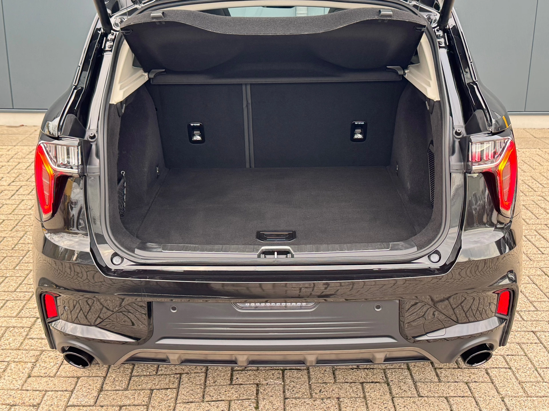 Hoofdafbeelding Lynk & Co 01