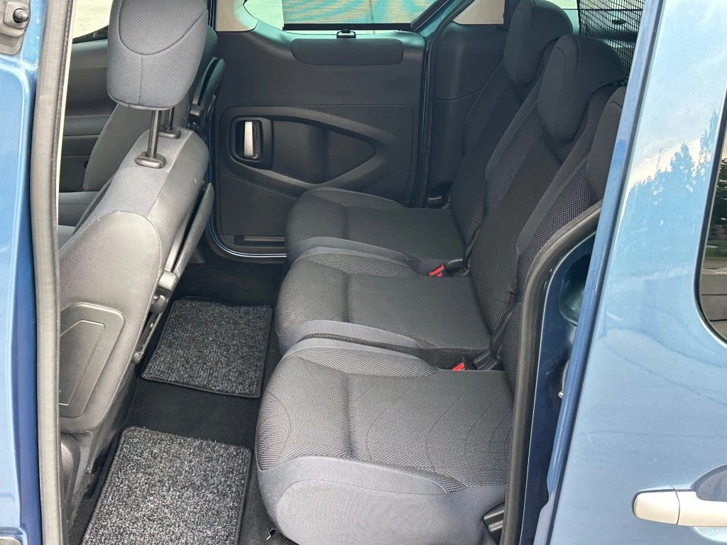 Hoofdafbeelding Peugeot Partner