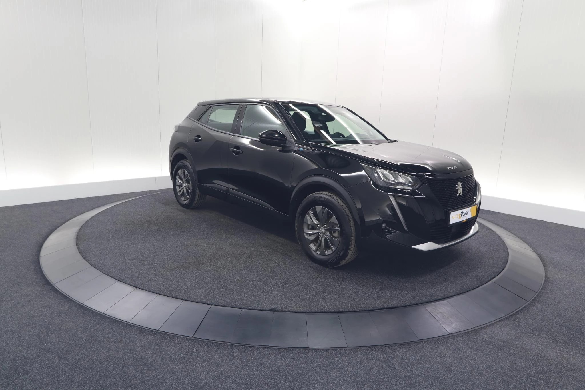 Hoofdafbeelding Peugeot e-2008