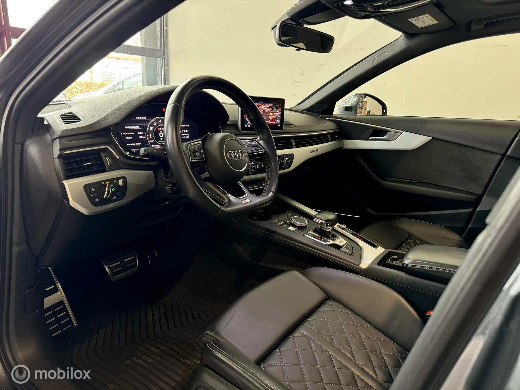 Hoofdafbeelding Audi S4