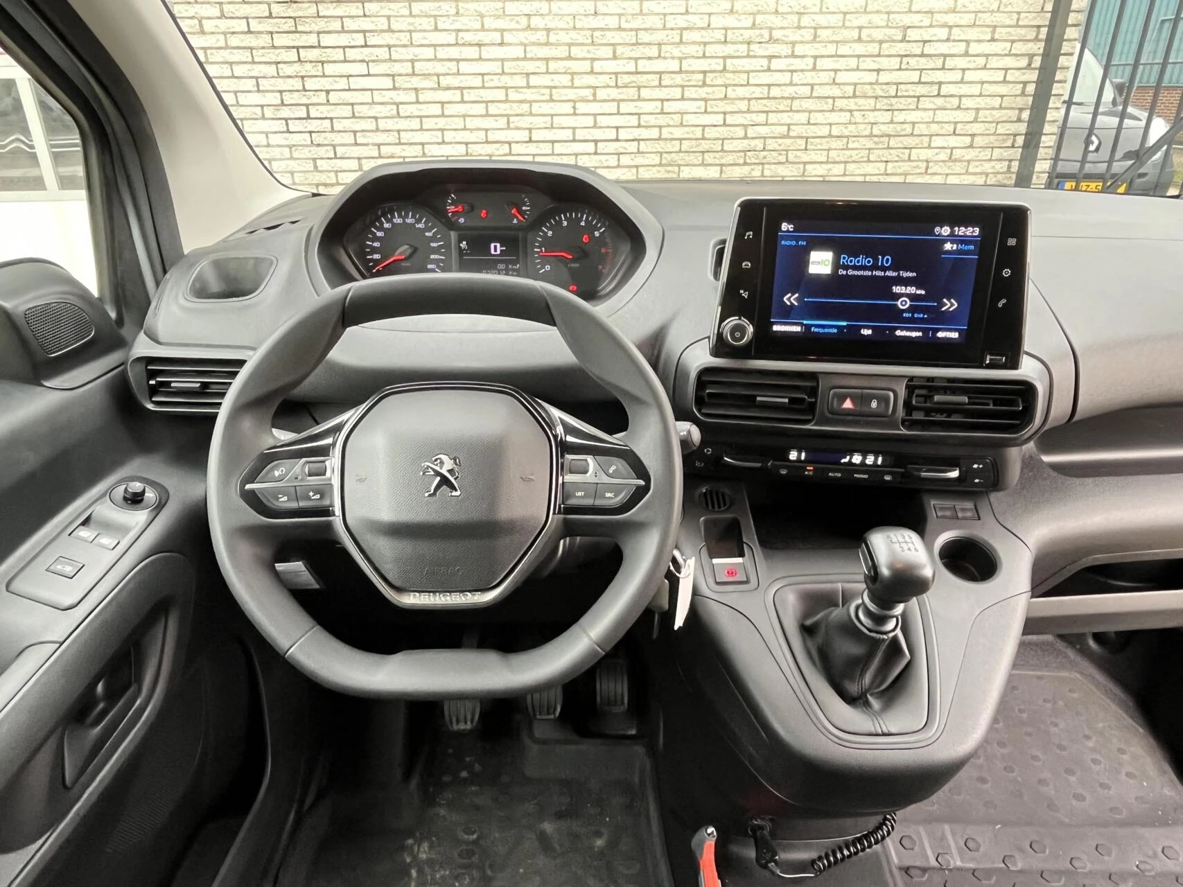 Hoofdafbeelding Peugeot Partner