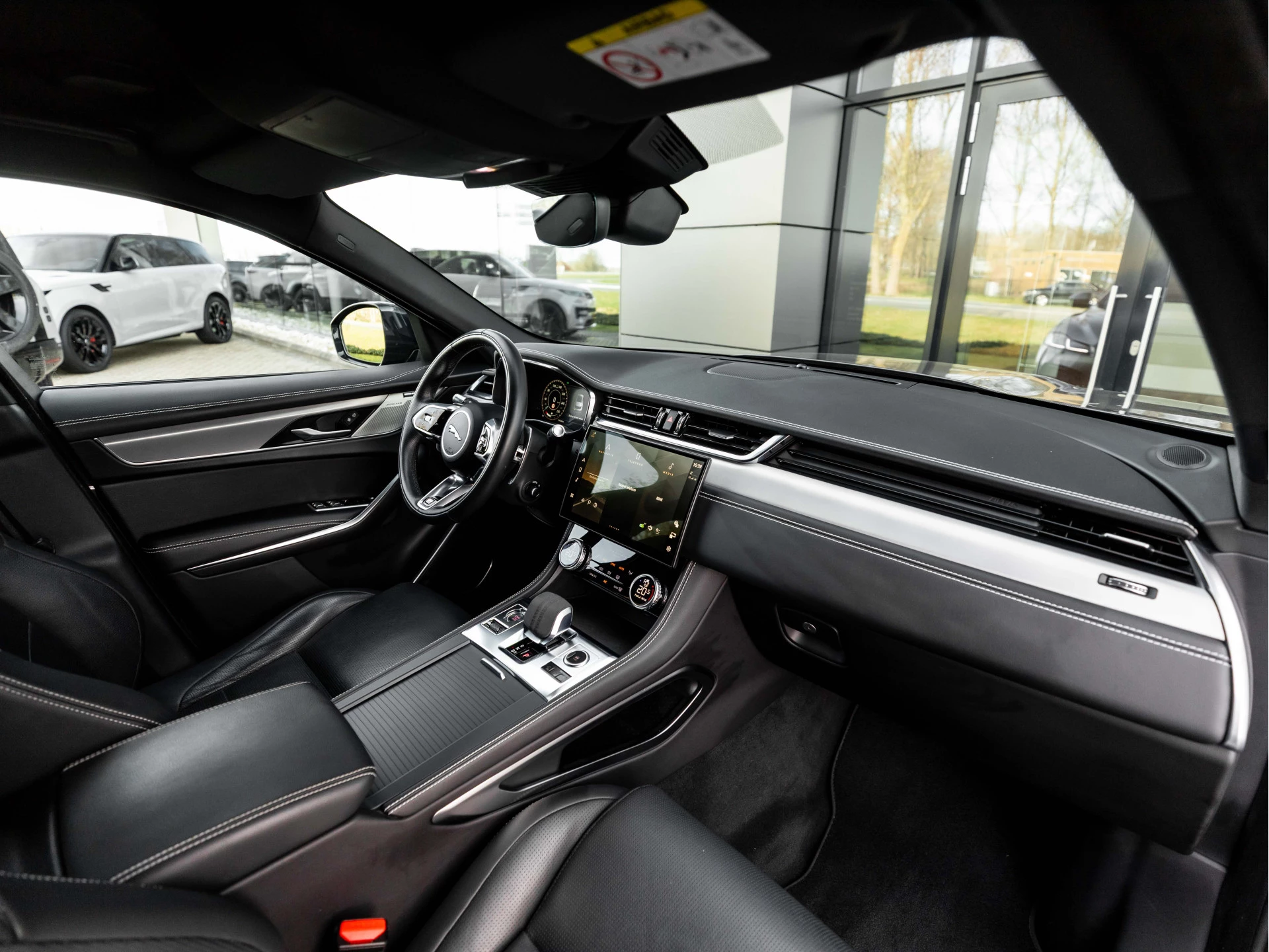 Hoofdafbeelding Jaguar F-PACE